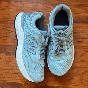 New Balance 680 running sneakers
